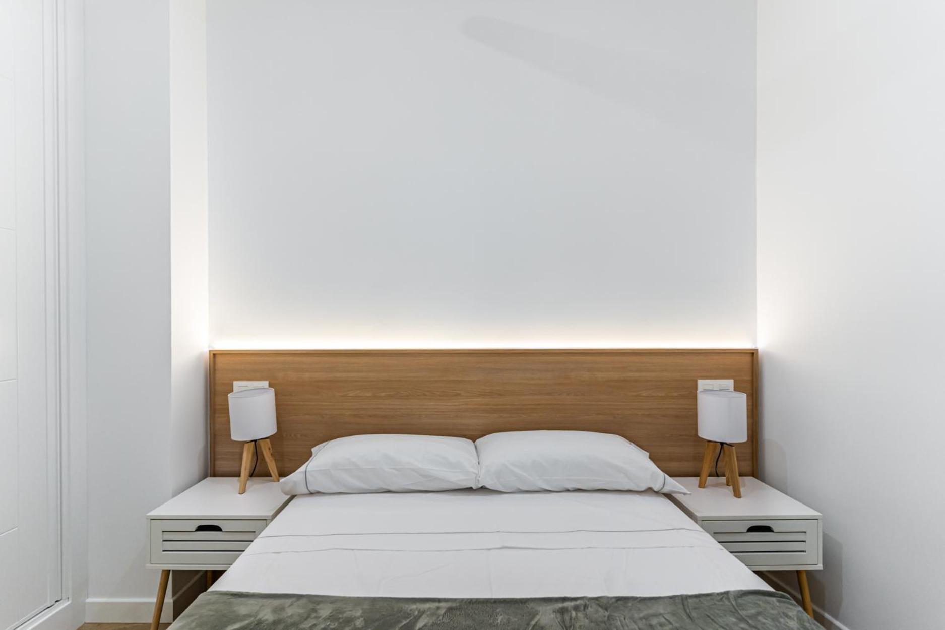 Vr Jeronima Apartments มาดริด ภายนอก รูปภาพ