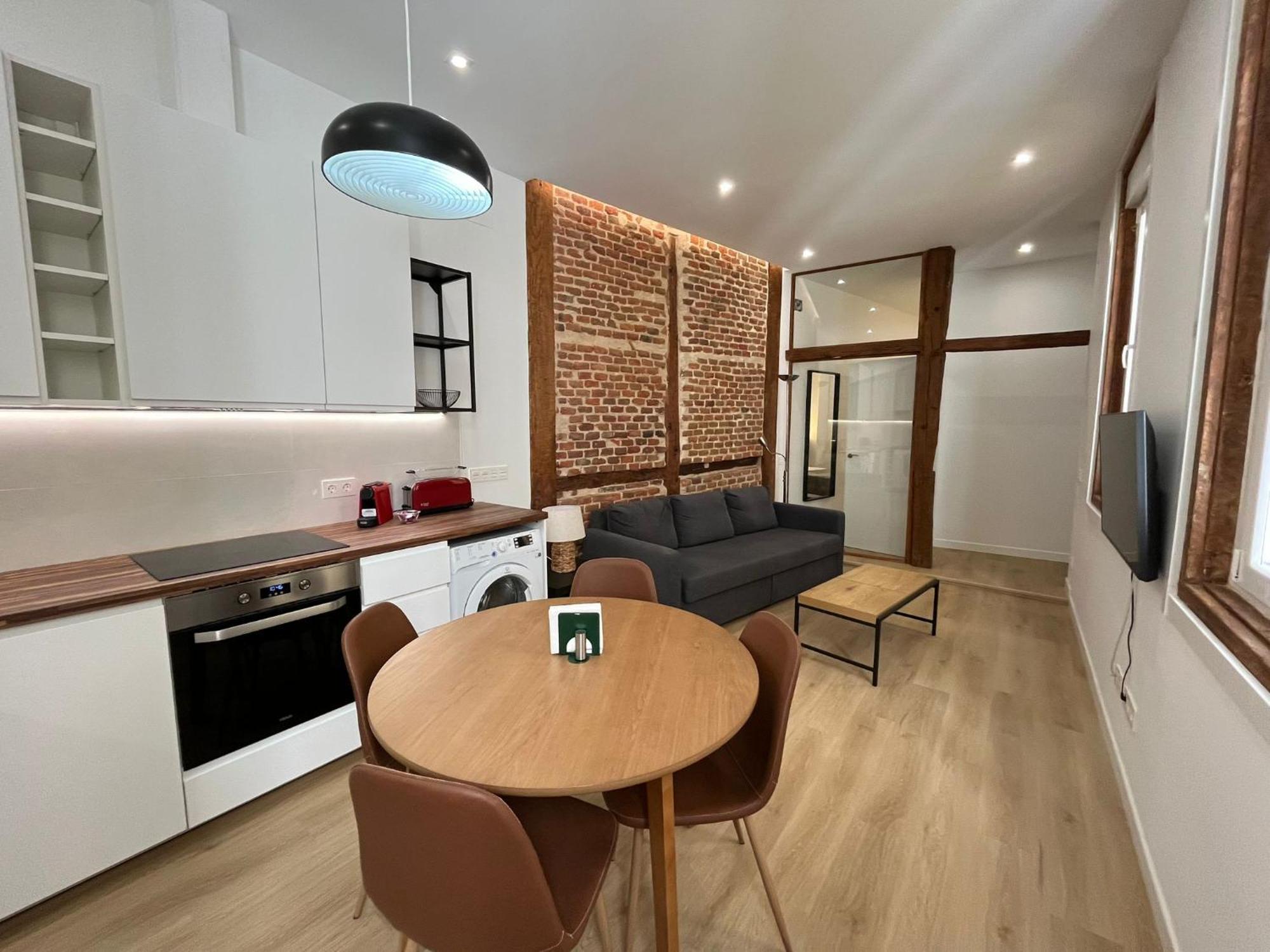 Vr Jeronima Apartments มาดริด ภายนอก รูปภาพ
