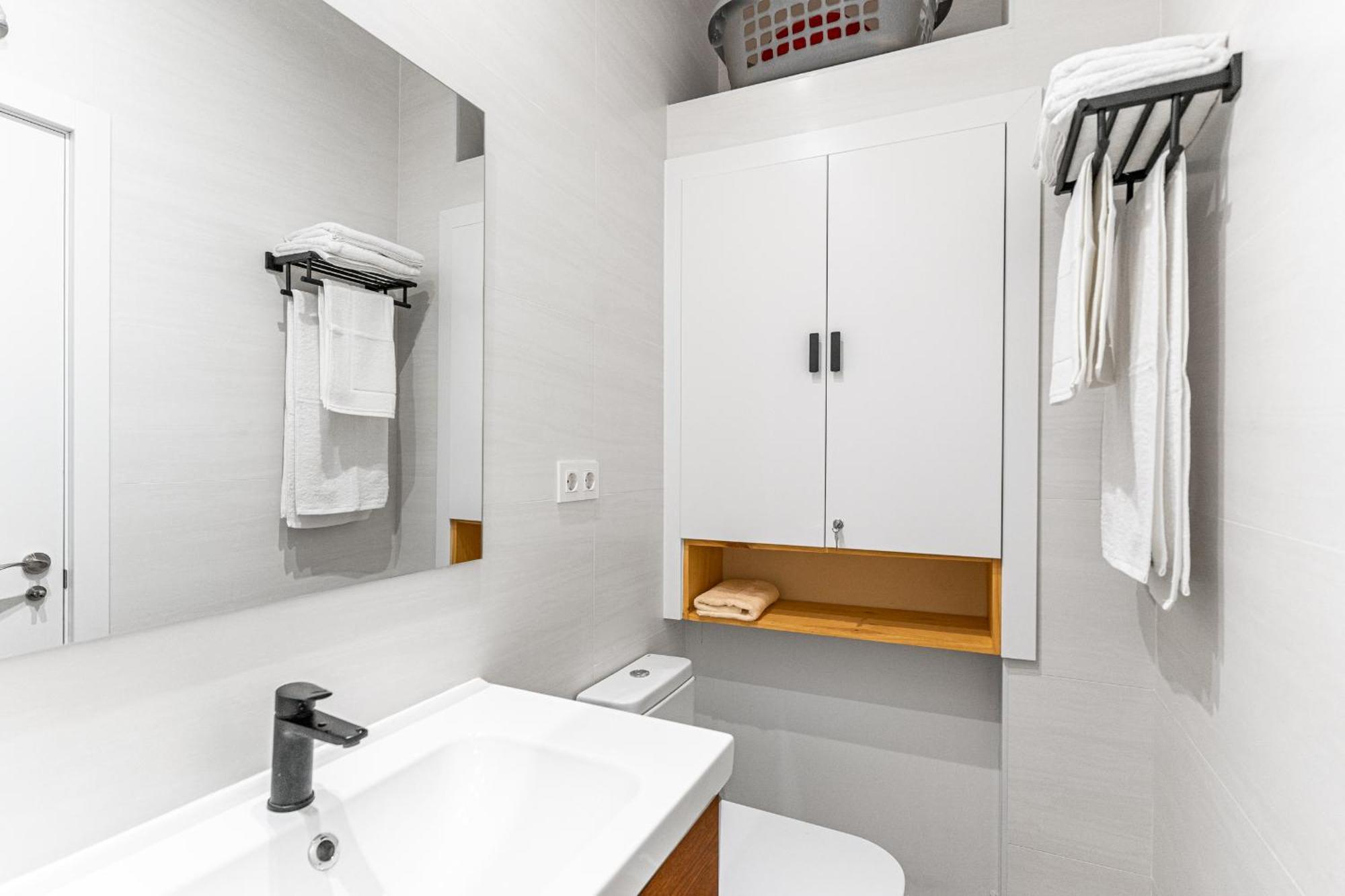 Vr Jeronima Apartments มาดริด ภายนอก รูปภาพ